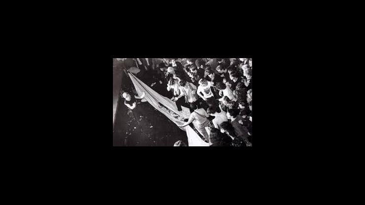 On This Day: May 15, 1981 - Riot Erupted at The Ritz in New York During Public Image Ltd Performance