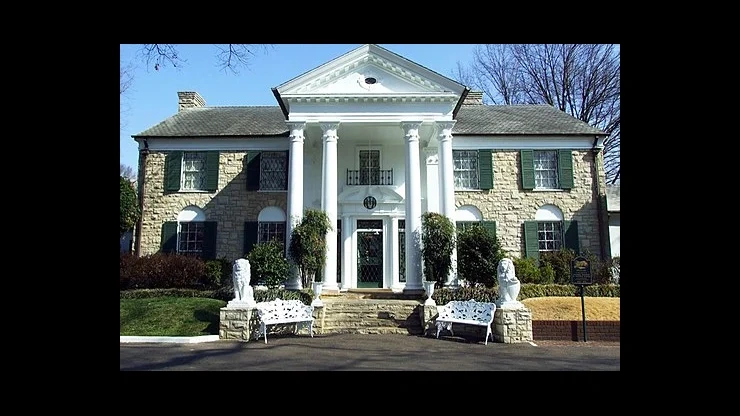 On This Day: June 7, 1982 – Graceland Opens to the Public