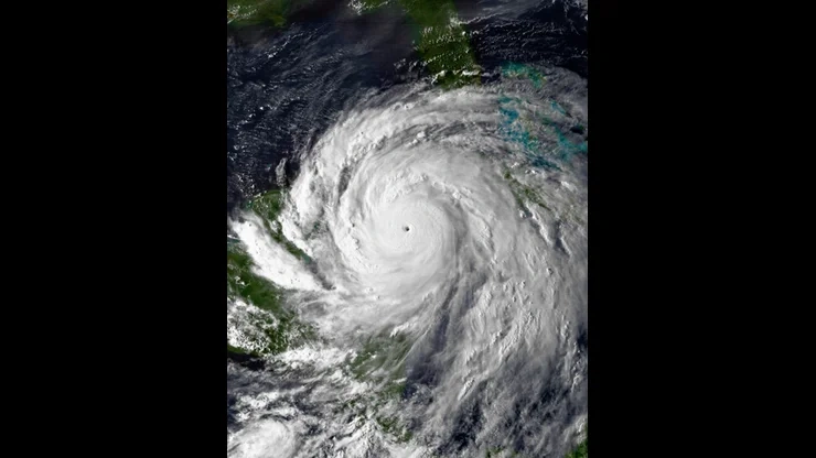 On This Day September 12 1988 – Hurricane Gilbert Tore Through Jamaica