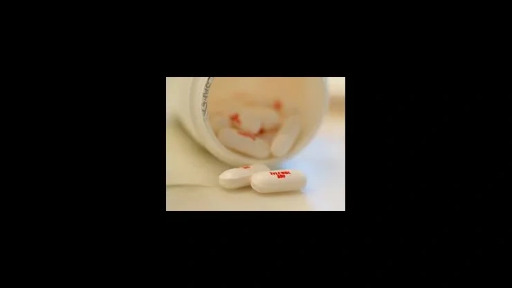On This Day October 5 1982 – Tylenol Products Were Recalled in Chicago After 7 People Died From Cyanide Poisoning in What Became Known as the Chicago