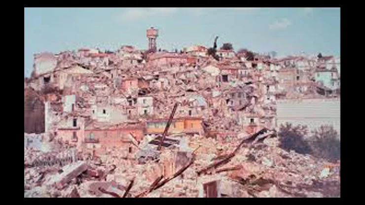 On This Day November 23 1980 – A 6.9 Earthquake Hit Southern Italy