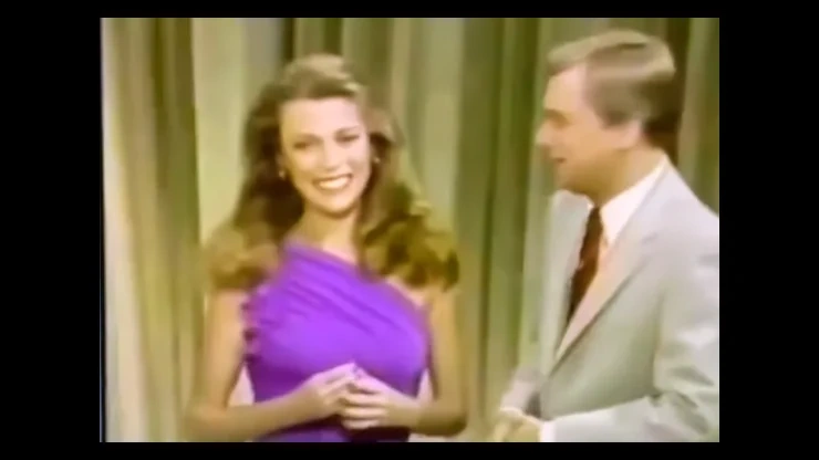 On This Day December 13 1982 – Vanna White Officially Became the Regular Hostess of Wheel of Fortune