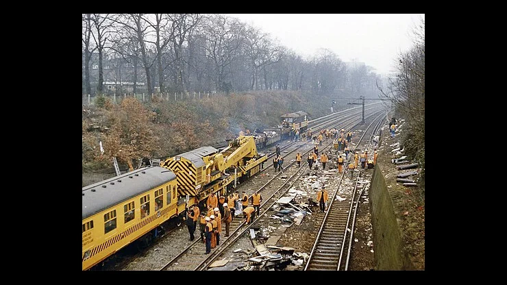 On This Day December 12 1988 – Three Commuter Trains Crashed in the United Kingdom