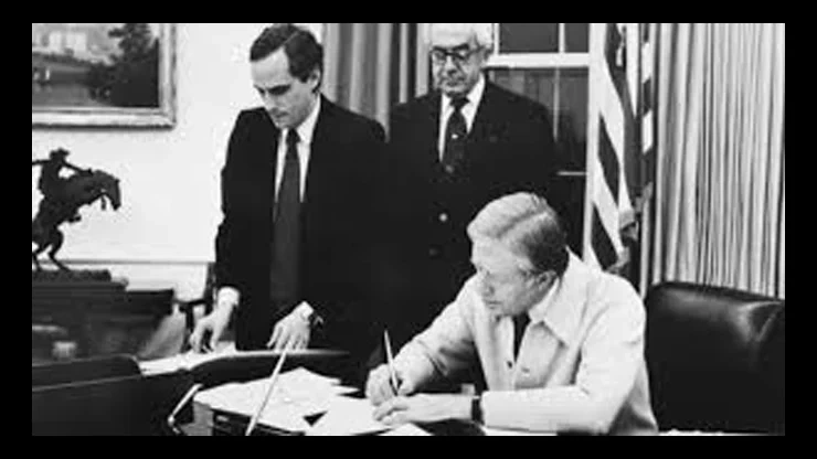 On This Day January 19 1981 – The United States and Iran Signed the Algiers Accords to End the Iran Hostage Crisis