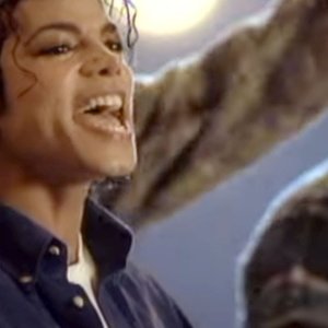 Michael Jackson - The Way You Make Me Feel (Official Video)