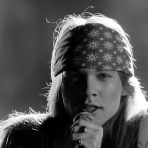 Guns N' Roses - Sweet Child O' Mine (Official Music Video)